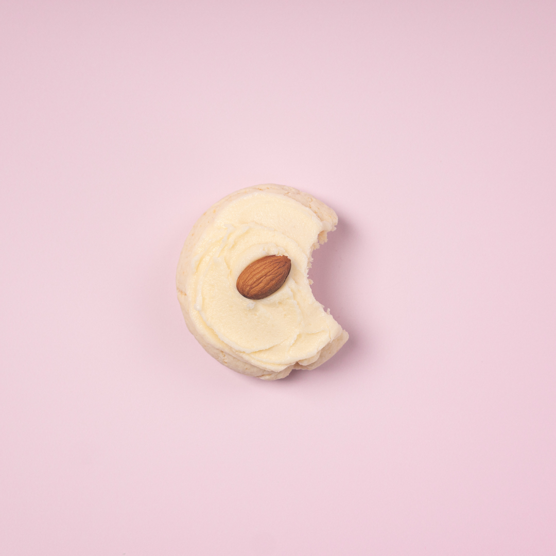 Vanilla Almond Biscuit - (vegan, gluten free friendly, dairy free friendly).  Pick 'n Mix